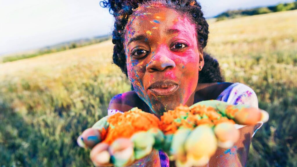 O impacto de coisas que estimulam os sentidos no bem-estar, segundo a psicologia