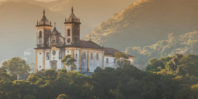 A cidade histórica de Minas que combina cultura viva com clima agradável e boa qualidade de vida