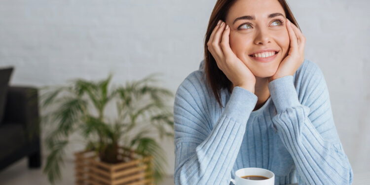 Como adotar uma mentalidade positiva atrai oportunidades segundo a psicologia