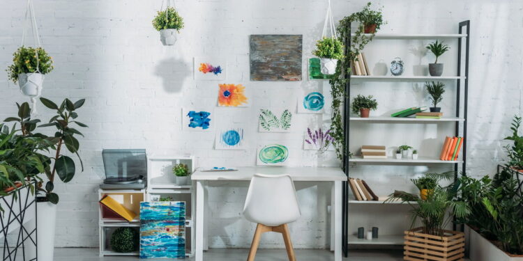 3 plantas para organizar closets e trazer um toque moderno