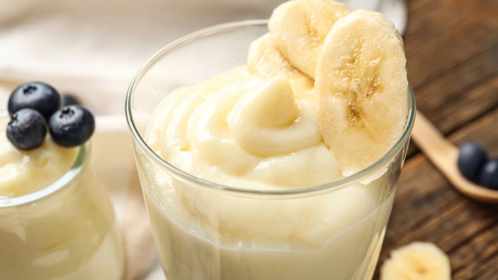 Como fazer um delicioso pudim de banana no liquidificador