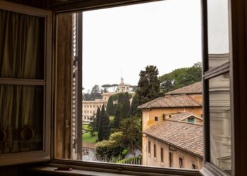 Razões para abrir as janelas de casa todos os dias, mesmo no inverno