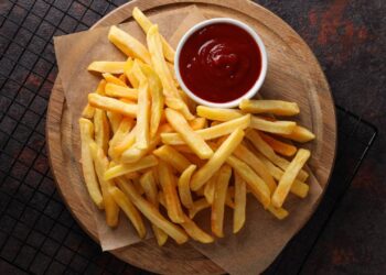 Como fazer batata frita no micro-ondas mais rápido do que você imagina