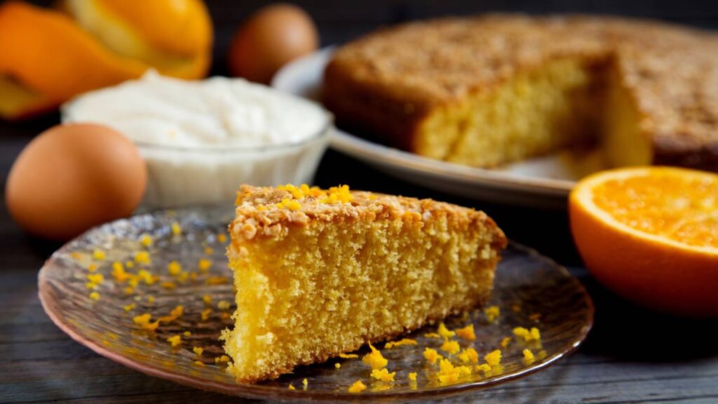 Este bolo de laranja saudável está conquistando corações pelo sabor