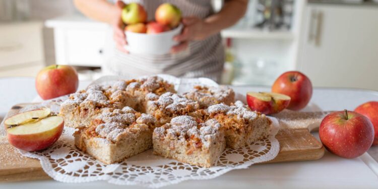 Como fazer um bolo de maçã sem glúten ideal para pessoas alérgicas