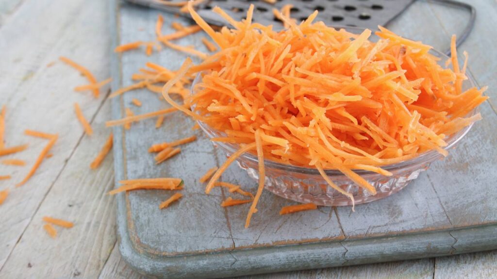 Rolinhos recheados com atum: um jantar fácil, sem farinha e sem forno