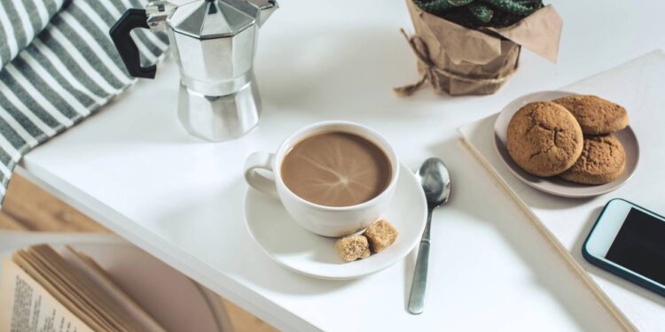 Como economizar e personalizar seu café da manhã no hotel