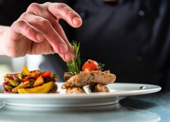 Aprenda a temperar como os chefes e transforme seus pratos