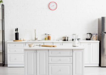 Este item da cozinha é o que mais gasta luz à noite