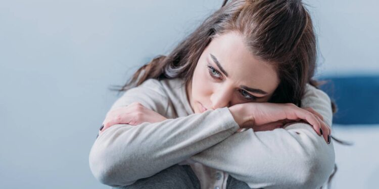 Por que você se trata tão mal, segundo a psicologia