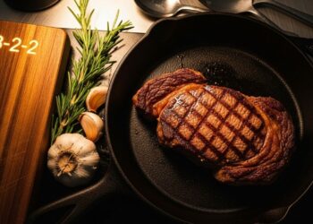 Conheça a regra 3-3-2-2 para fazer bifes perfeitos como restaurantes