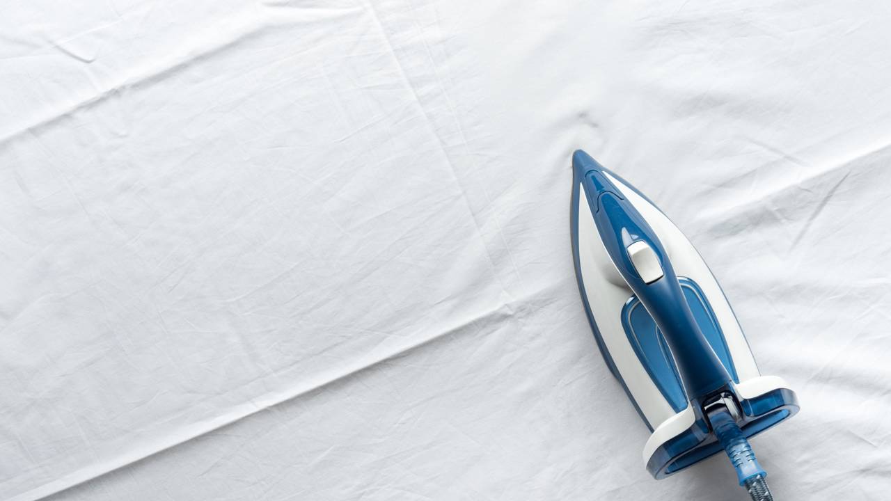 Você está perdendo tempo se ainda não faz isso com o ferro de passar 1 Você está perdendo tempo se ainda não faz isso com o ferro de passar