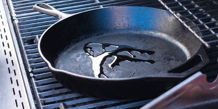 4 colheres de sopa e sua frigideira ficará antiaderente novamente