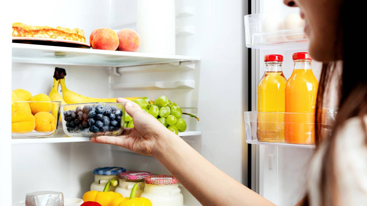 Esta função da geladeira ajuda a conservar folhas e verduras por muito mais tempo 1 Esta função da geladeira ajuda a conservar folhas e verduras por muito mais tempo