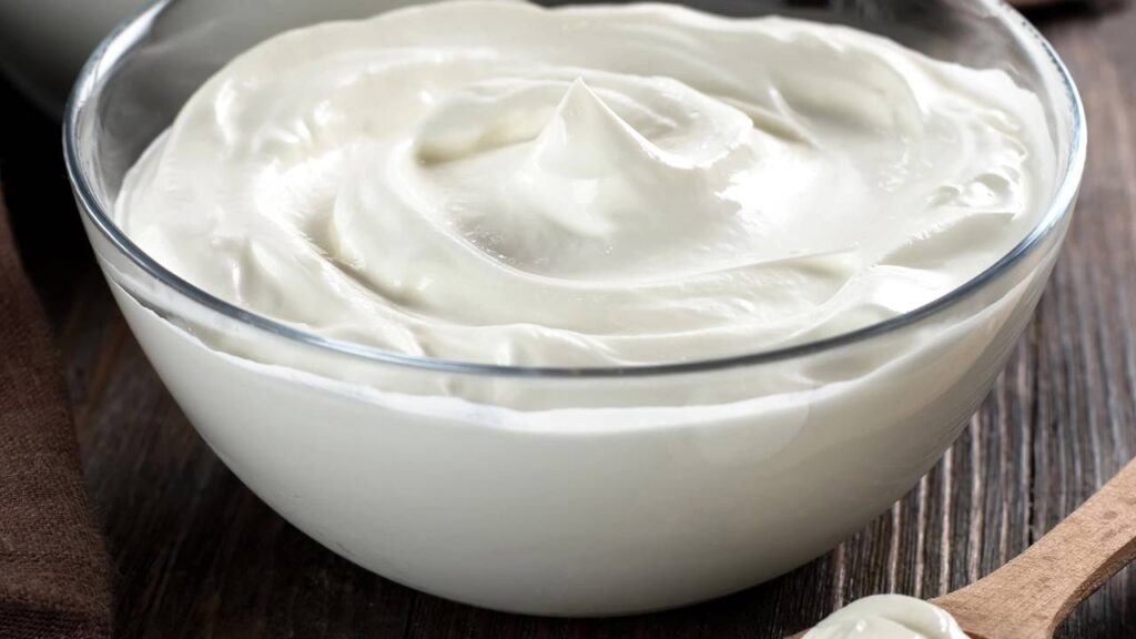 Iogurte natural: poderoso para o intestino, ossos e imunidade