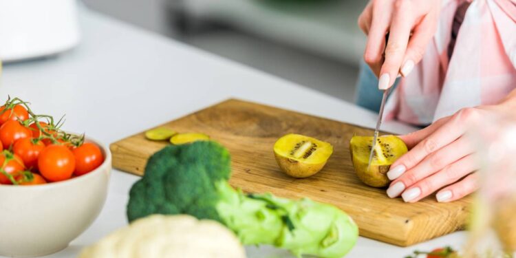 O poder do kiwi que fortalece a imunidade e melhora a digestão