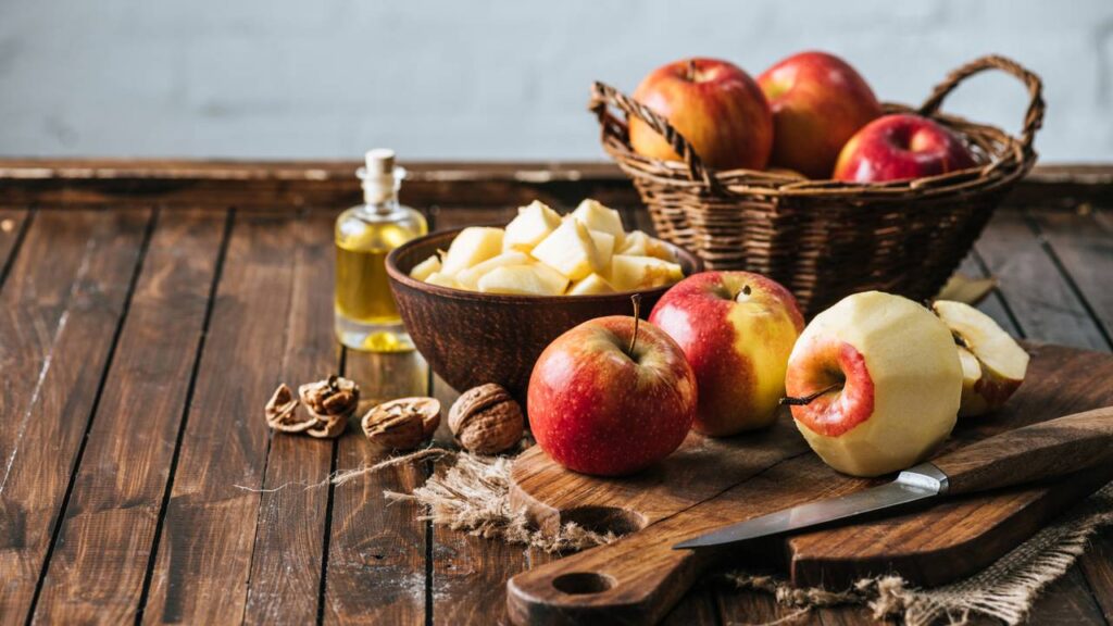 Torta úmida de maçã sem farinha e sem manteiga: leve, saborosa e fácil de fazer