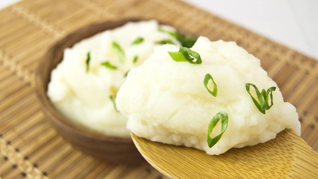 Dica de chefs para um purê de batata incrivelmente cremoso