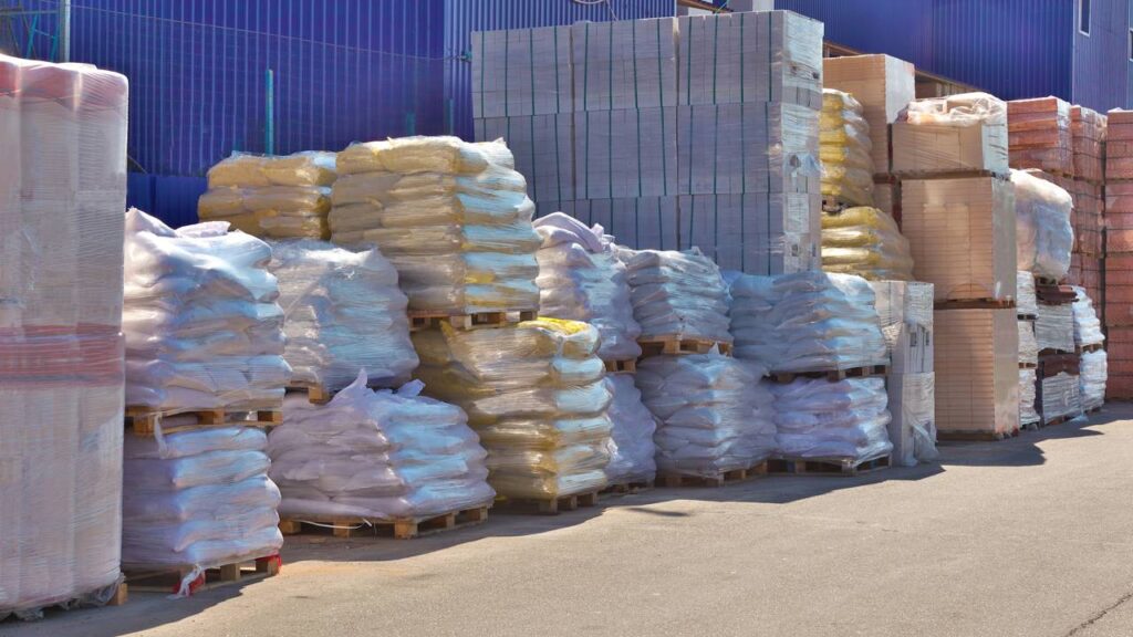 Estes materiais no quintal trazem escorpiões para sua casa