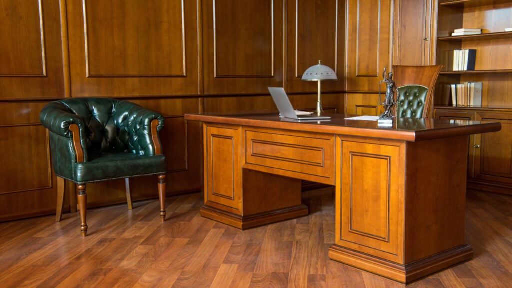 Como usar óleo de laranja para se livrar de cupins-de-madeira-seca