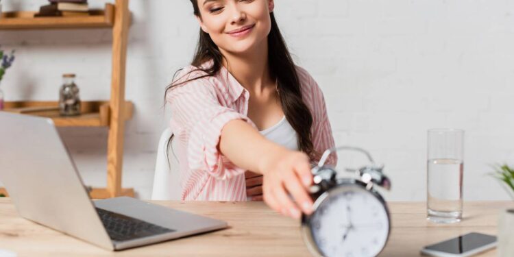 Por que o "tempo" se tornou item de luxo em 2025, segundo especialistas