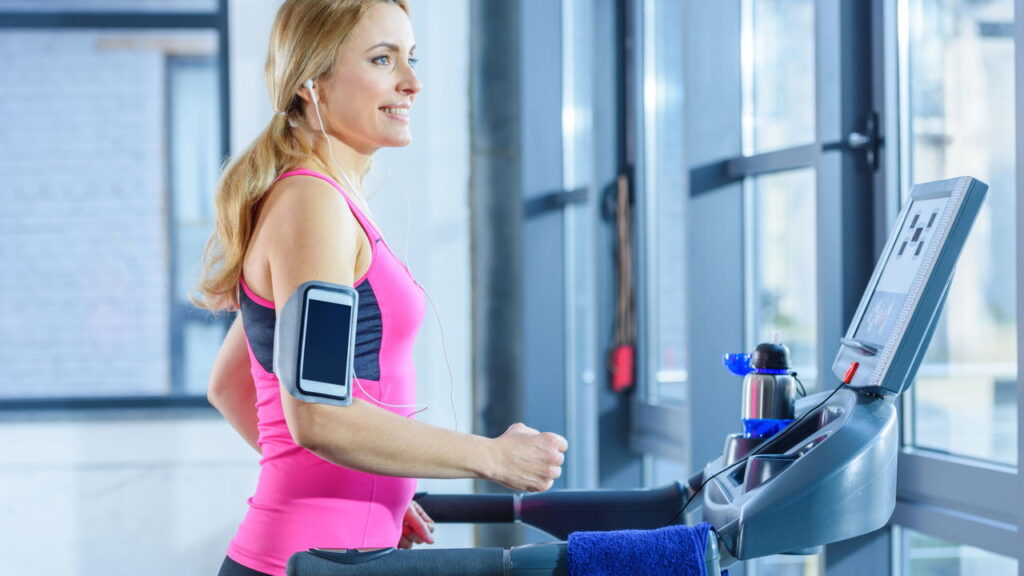 Hábitos simples depois dos 40 anos que mudam sua autoestima de forma profunda