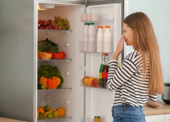 Como eliminar odores persistentes usando ingredientes que você já tem