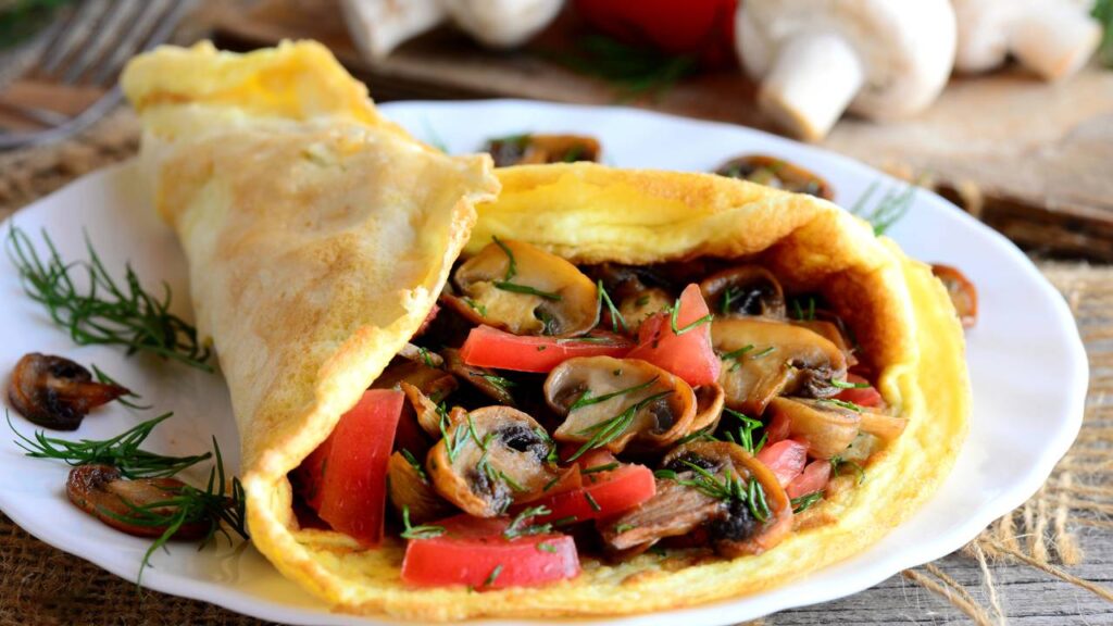 O que esse omelete de forno esconde com legumes assados você vai querer provar agora