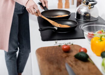 Esses simples cuidados podem salvar suas panelas do mofo