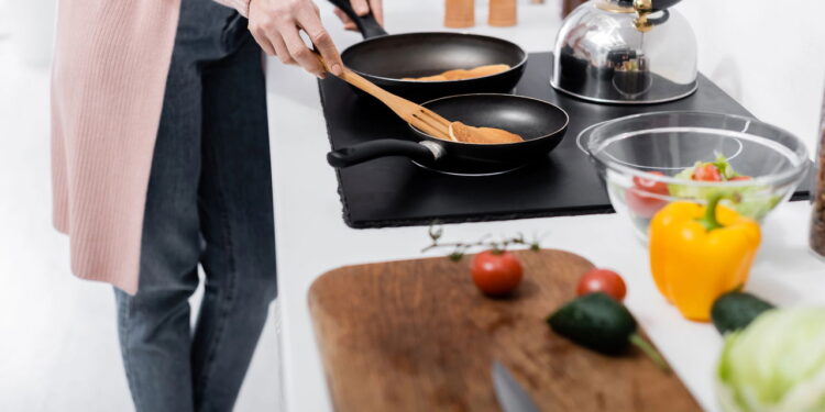 Esses simples cuidados podem salvar suas panelas do mofo