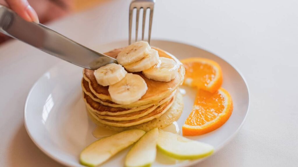 Café da manhã sem farinha: duas receitas saudáveis e deliciosas para começar o dia