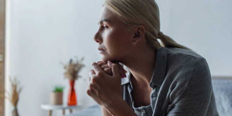 Como parar de ser uma pessoa melancólica, segundo a psicologia