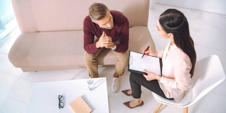 Motivos dos comportamentos repetitivos no dia a dia, segundo a psicologia