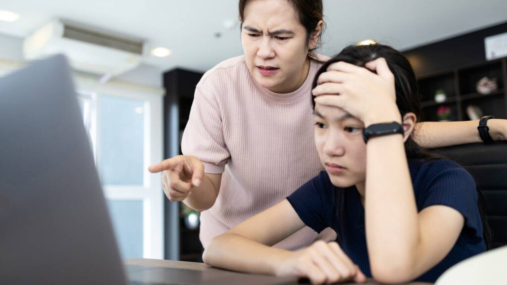A correção constante pode destruir uma pessoa, segundo psicologia