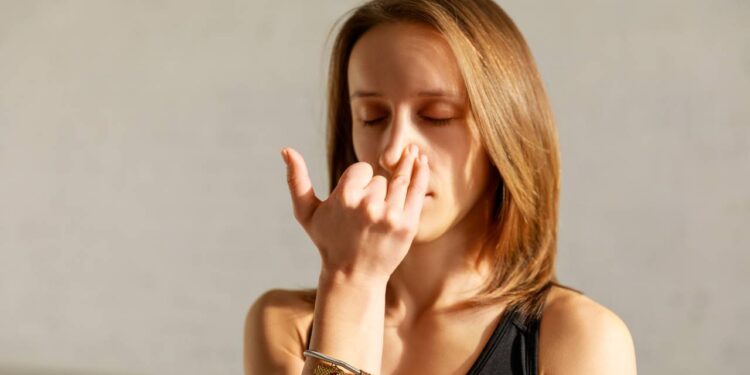 Os 4 melhores exercícios para relaxar e reduzir estresse