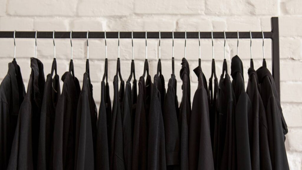 O que significa ter preto como cor favorita, segundo psicologia