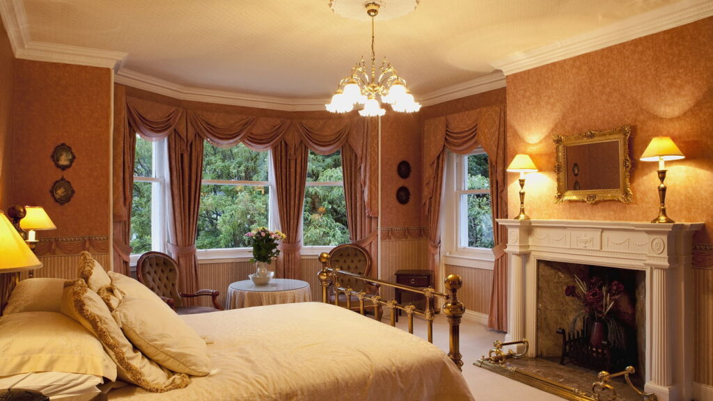 Decoração vitoriana, luxo e delicadeza de 1800 na sua casa