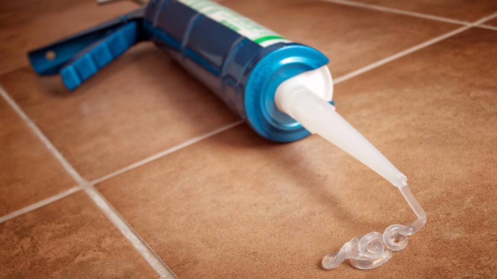 Esse truque simples impede insetos de entrarem pelo cabo dos eletrodomésticos