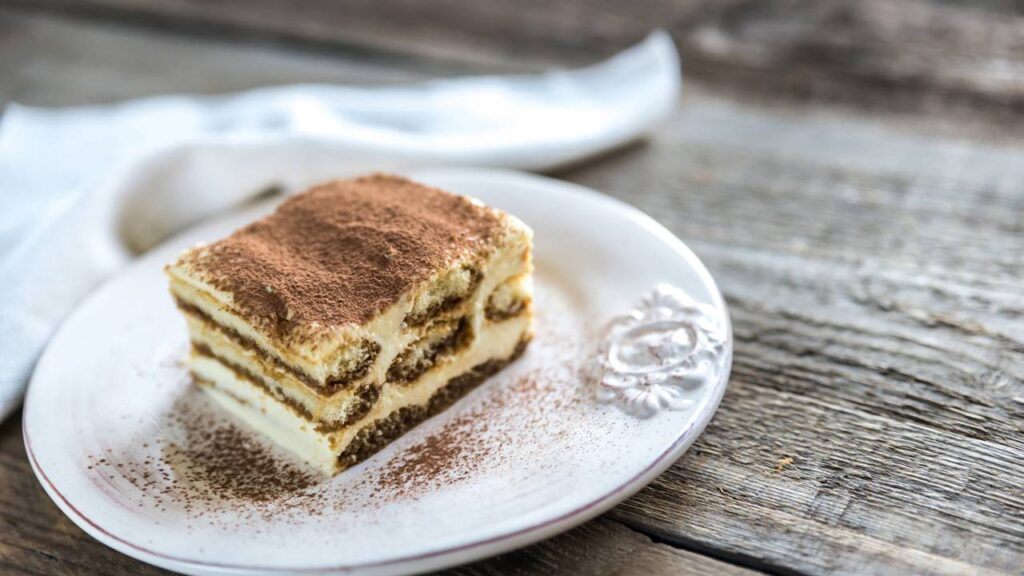Como fazer um tiramisu individual de forma rápida