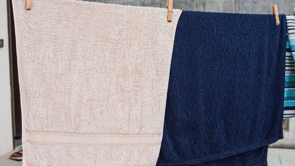 O melhor método para acabar com o mofo nas toalhas