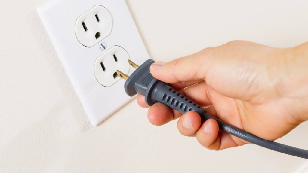 3 aparelhos que consomem energia mesmo desligados