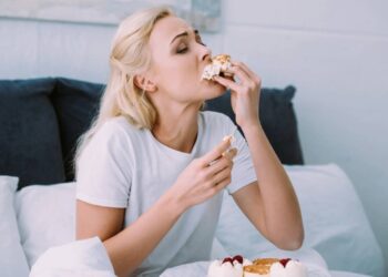 Saiba por que quando estamos tristes sentimos vontade de comer doce, segundo psicologia