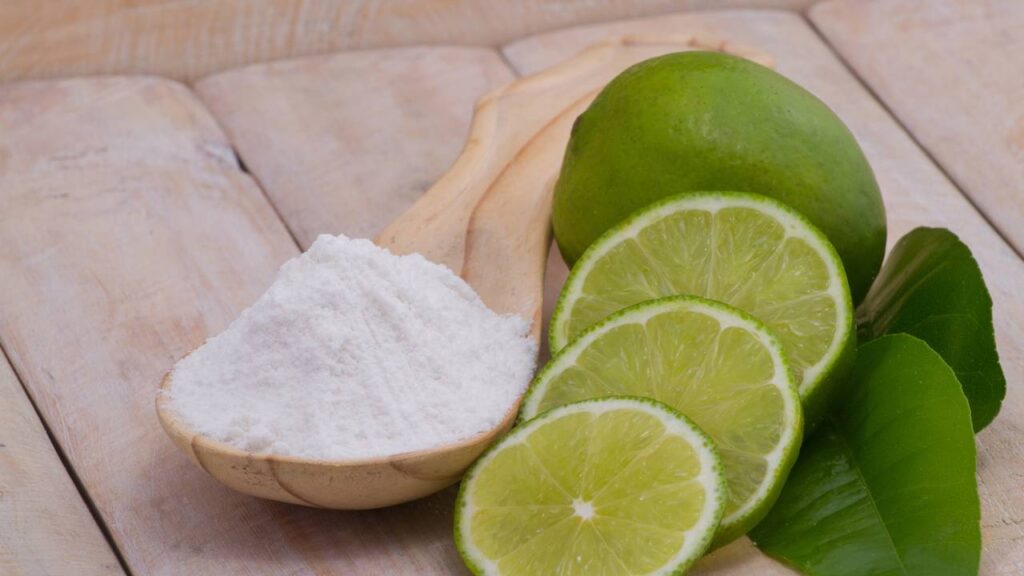 Nem escova, nem palha de aço: solução rápida que recupera talheres oxidados em minutos