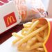 Diga adeus ao fast food: batata frita estilo McDonald’s e Big Mac caseiro gastando pouco