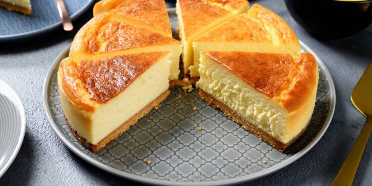 O ‘bolo de menos de R$ 10’ feito apenas com 3 ingredientes