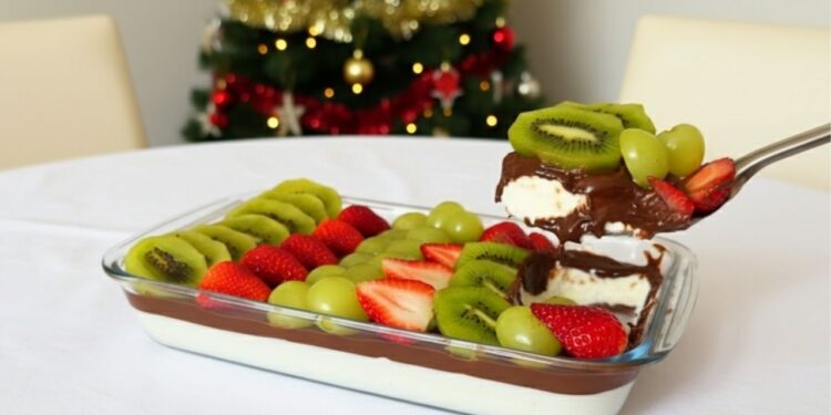 Receita fácil de sobremesa cremosa e refrescante para a ceia de Natal