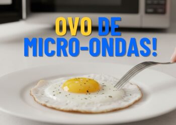 Ovo frito de micro-ondas fica pronto em 2 minutos sem sujeira