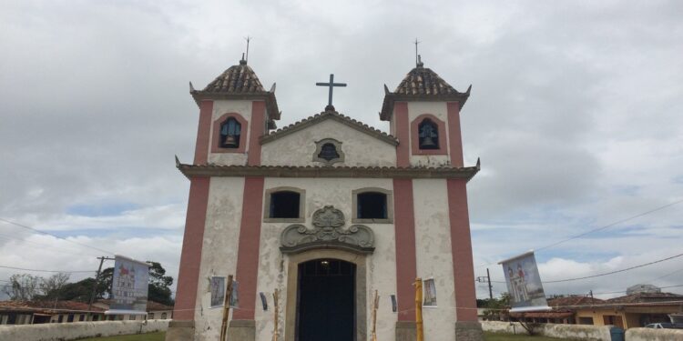 Não é Europa, é em Minas, a cidade de que parece cenário de filme e fica a 2h de BH