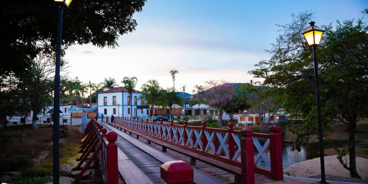 3 cidades brasileiras baratas para viajar em 2026 que parecem saídas de um filme