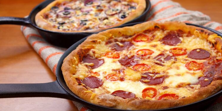 Pizza de frigideira mais rápida que delivery, economiza gás, não suja o forno e fica pronta em 12 minutos